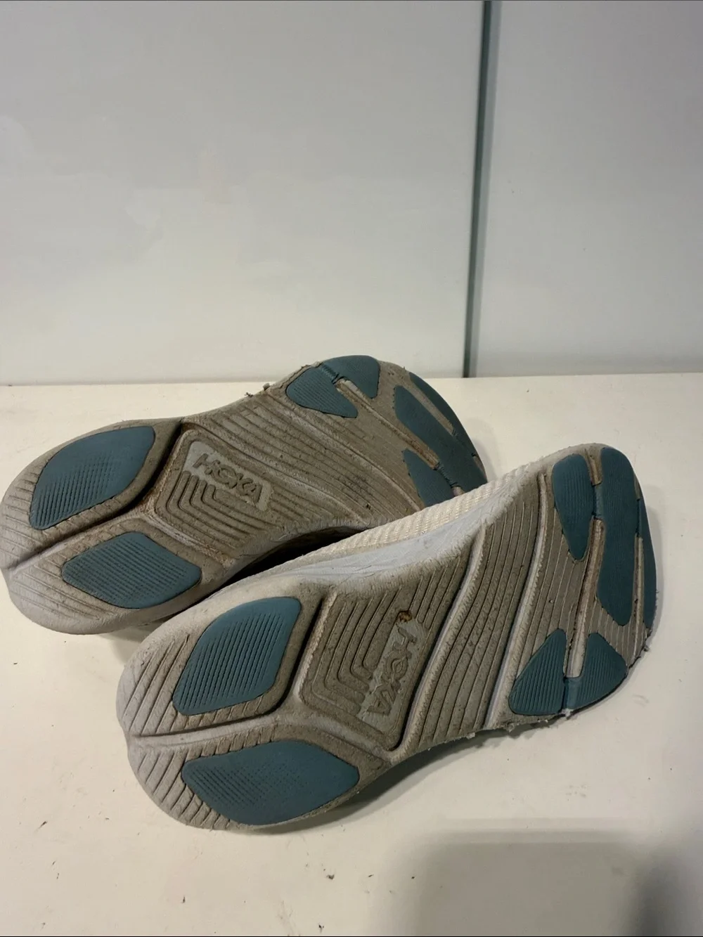 Used Hoka Solimar women’s 5.5 B